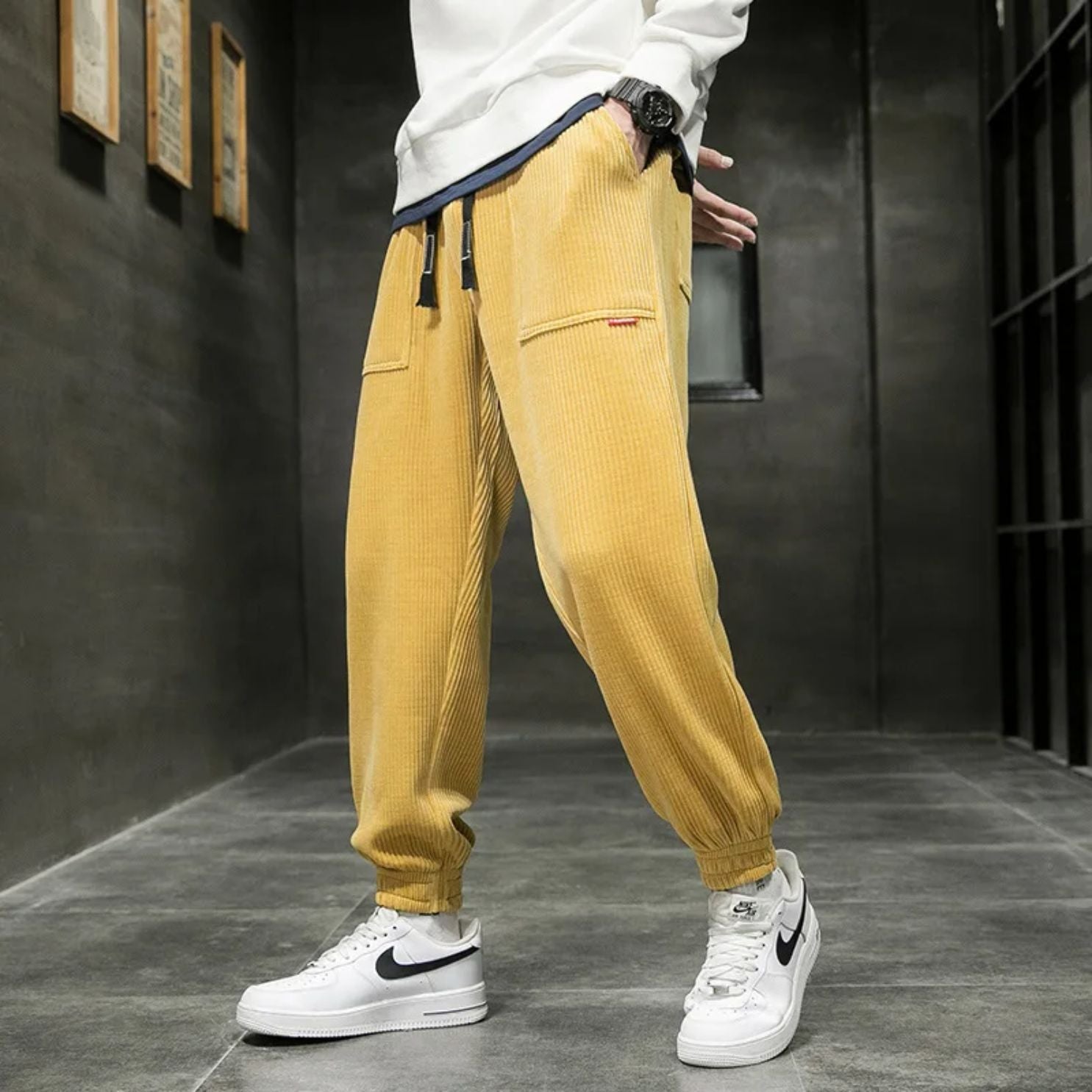 【BAON】24FW★ [BAONHAUS] Kelini Corduroy Rib Band Jogger PT BAON】24FW☆ [BAONHAUS] Kelini Corduroy Rib Band Jogger PT