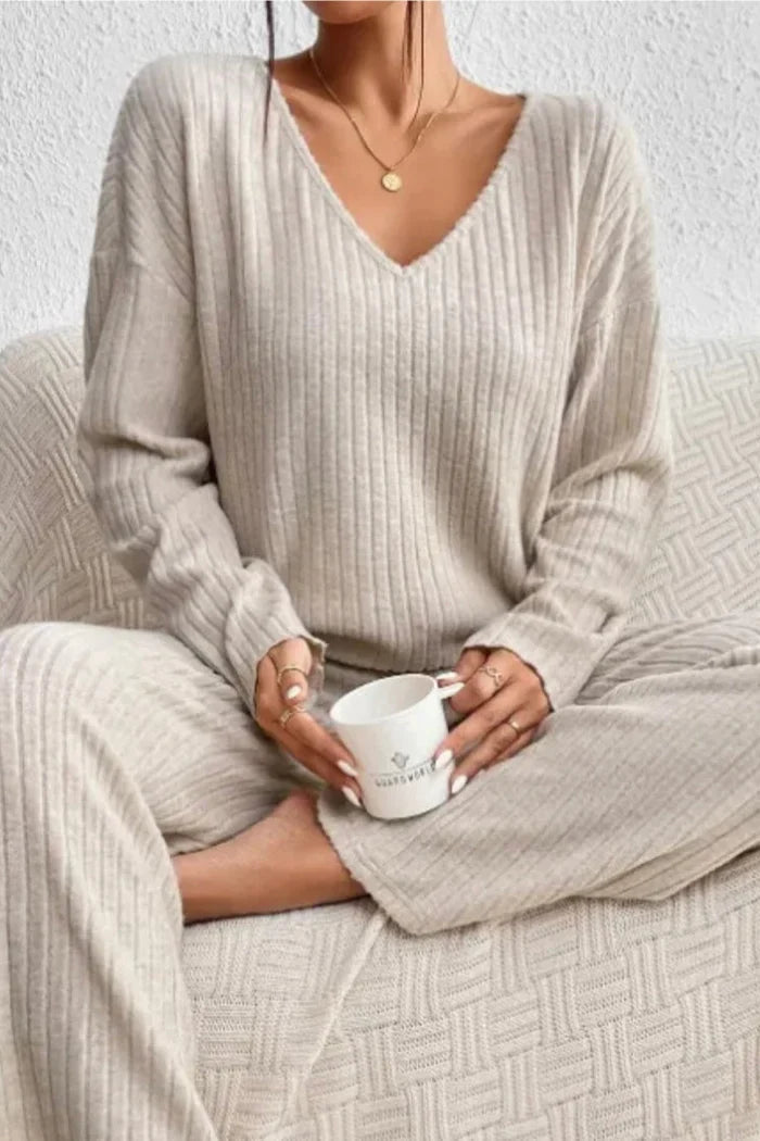 Caelis Women’s Ribbed Two-Piece Loungewear Set