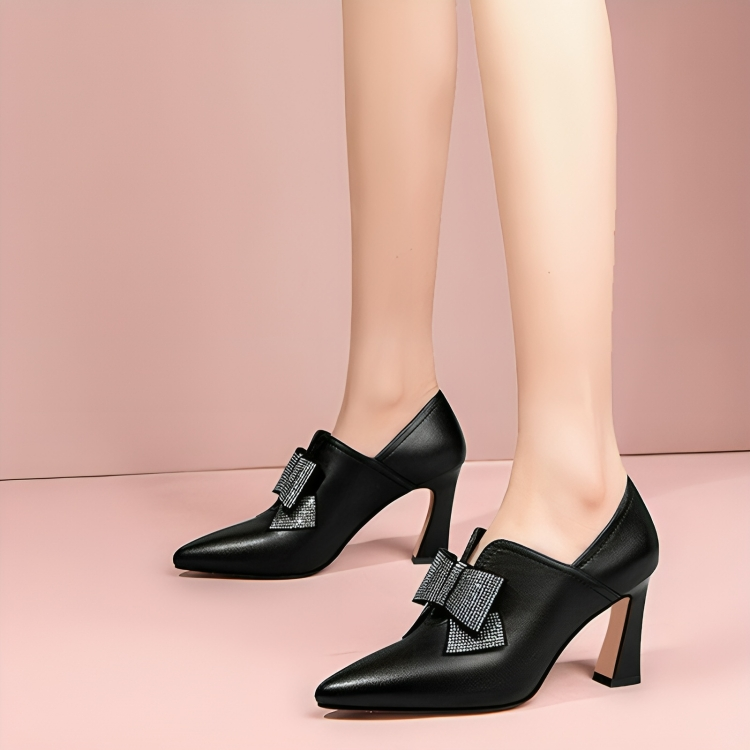 Elegant heels with bow - Benson & Clark