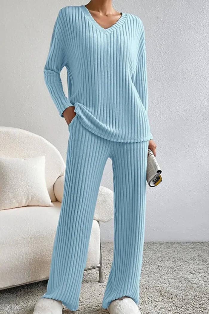 Caelis Women’s Ribbed Two-Piece Loungewear Set
